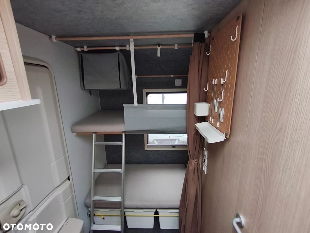 Adria - 4