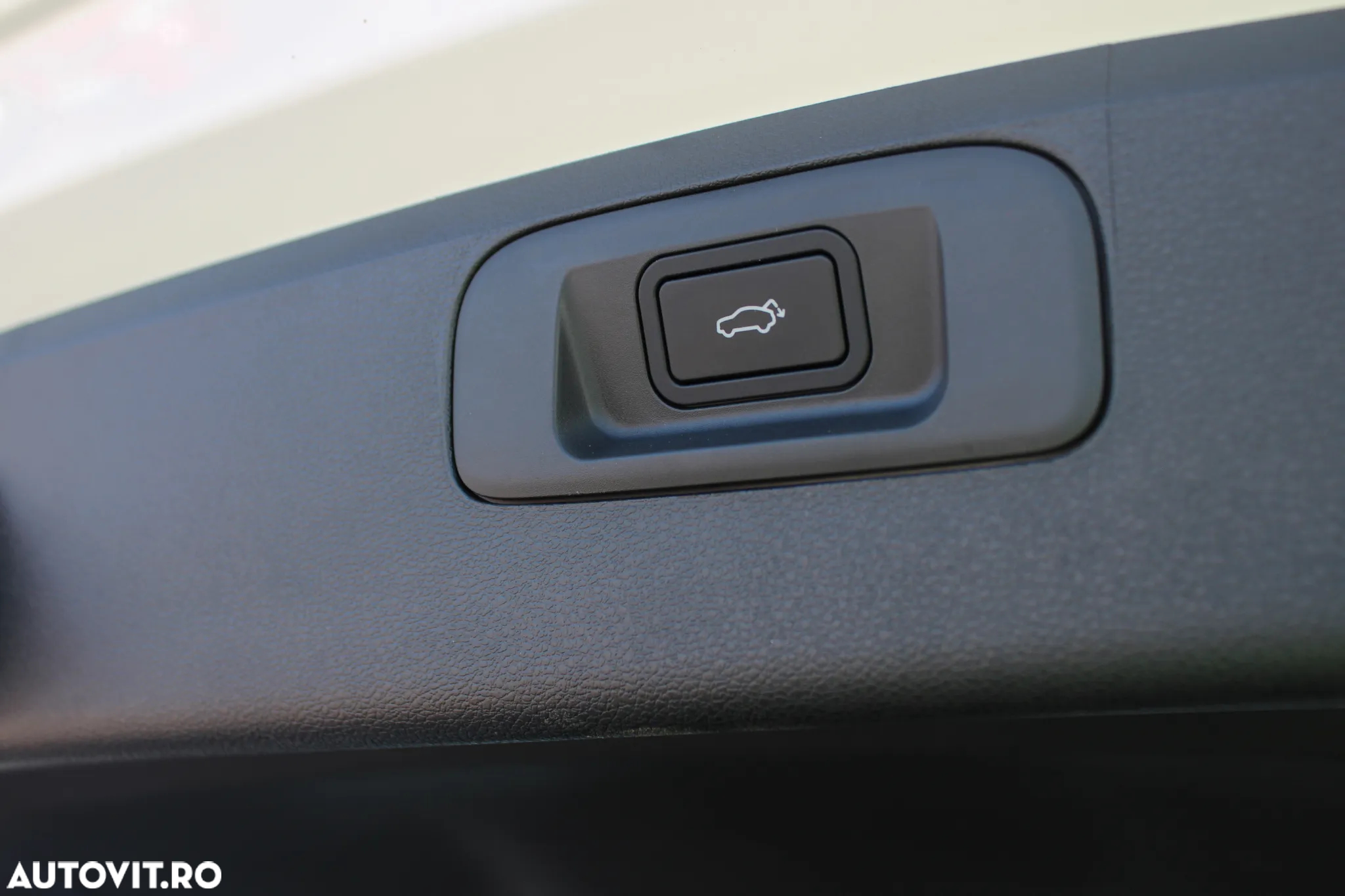 Geely Coolray - 29