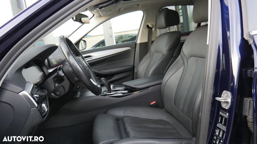 BMW Seria 5 530i xDrive AT - 4