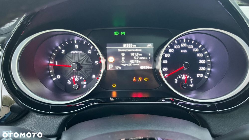 Kia Ceed 1.6 CRDi 136 DCT ISG Platinum Edition - 25