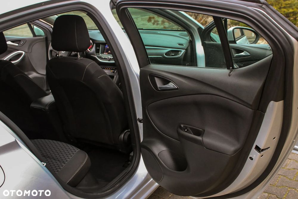 Opel Astra 1.2 Turbo Elegance - 25