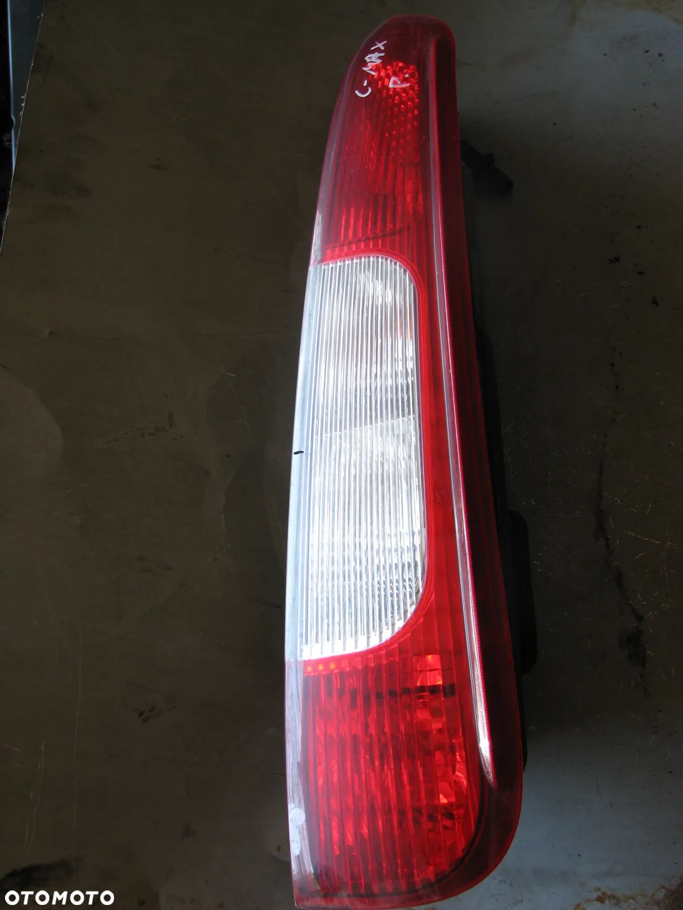 LAMPA PRAWY TYŁ FORD C-MAX - 1