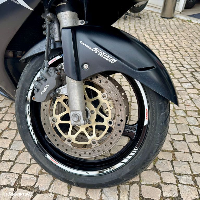 MV Agusta Brutale R - 22