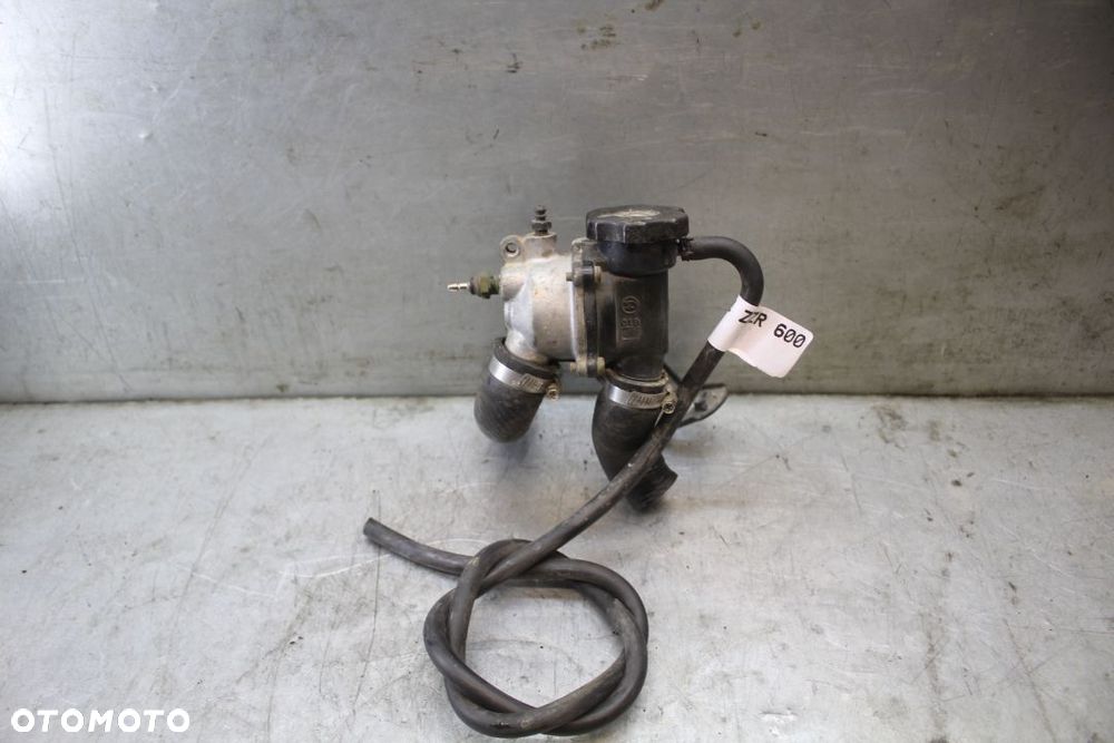 Kawasaki ZZR 600 97r Termostat obudowa termostatu korek wlewu - 2
