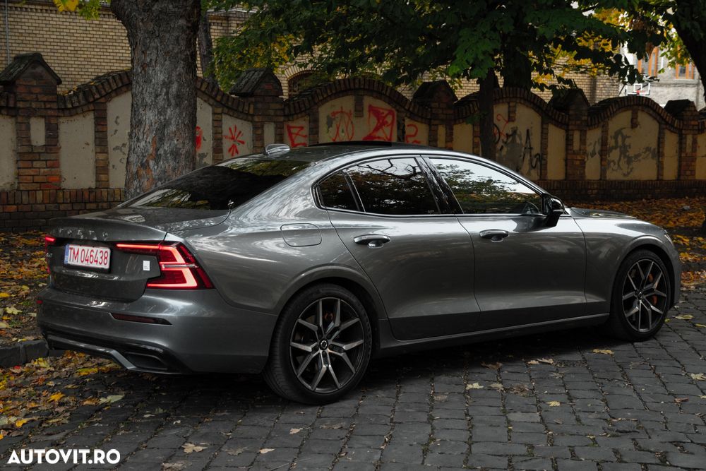 Volvo S60 T8 Recharge AWD Polestar Engineered - 26