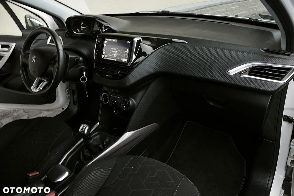 Peugeot 2008 1.2 Pure Tech Active - 7