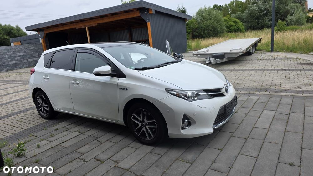 Toyota Auris - 1
