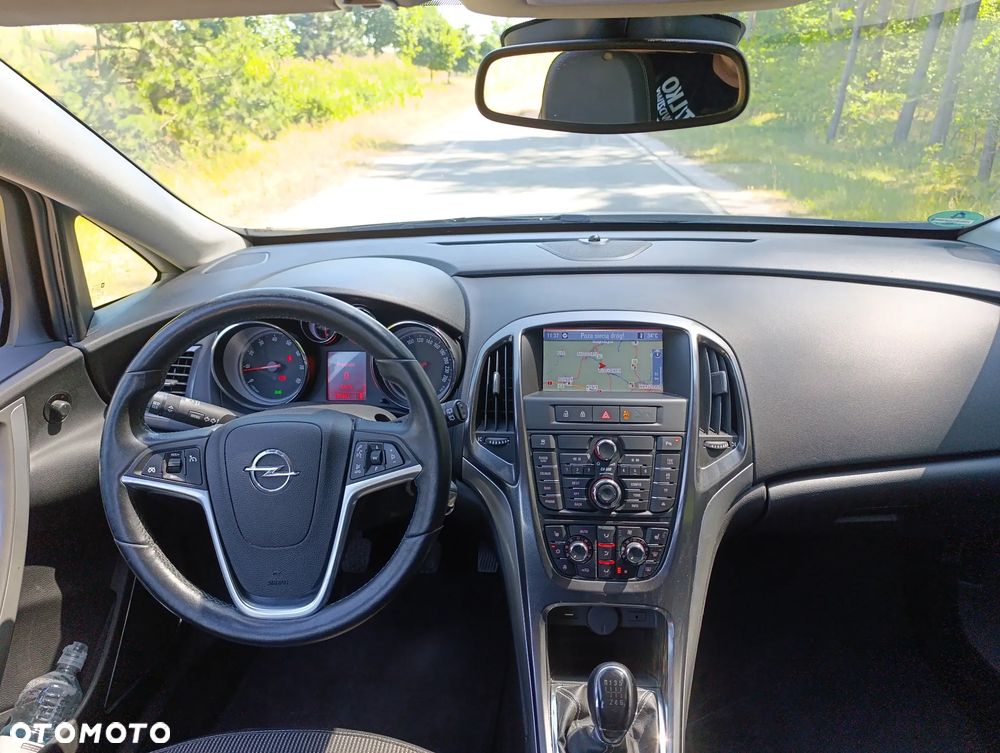 Opel Astra 1.4 T Cosmo S&S - 18