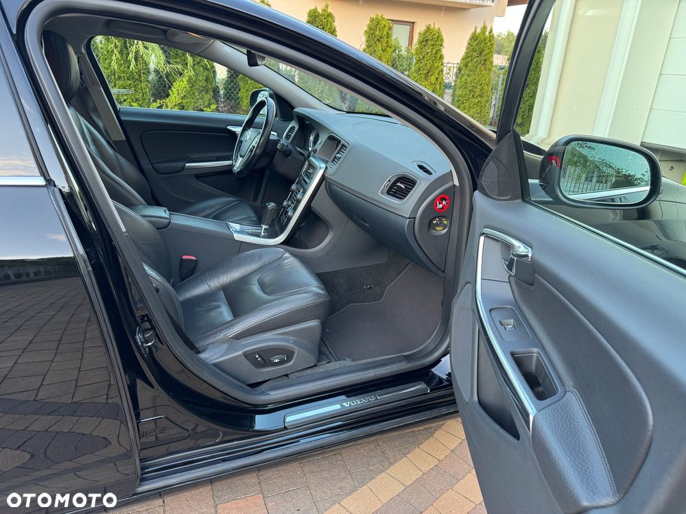 Volvo V60 - 13