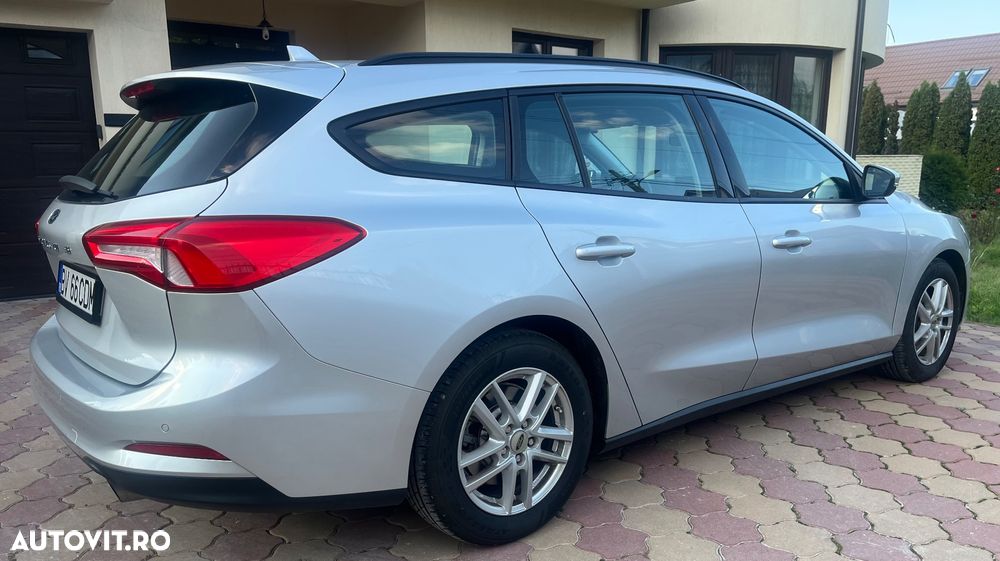 Ford Focus 1.5 EcoBlue Trend - 4