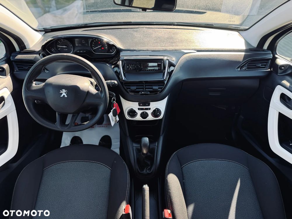 Peugeot 208 82 VTI Style - 20