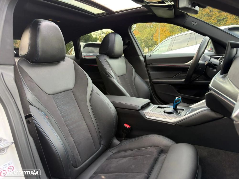 BMW i4 eDrive40 Pack Desportivo M - 18