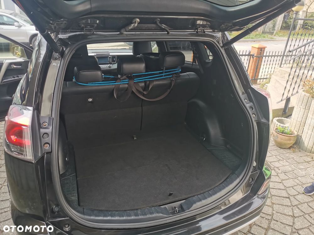 Toyota RAV4 2.0 D-4D Prestige 4x2 - 13