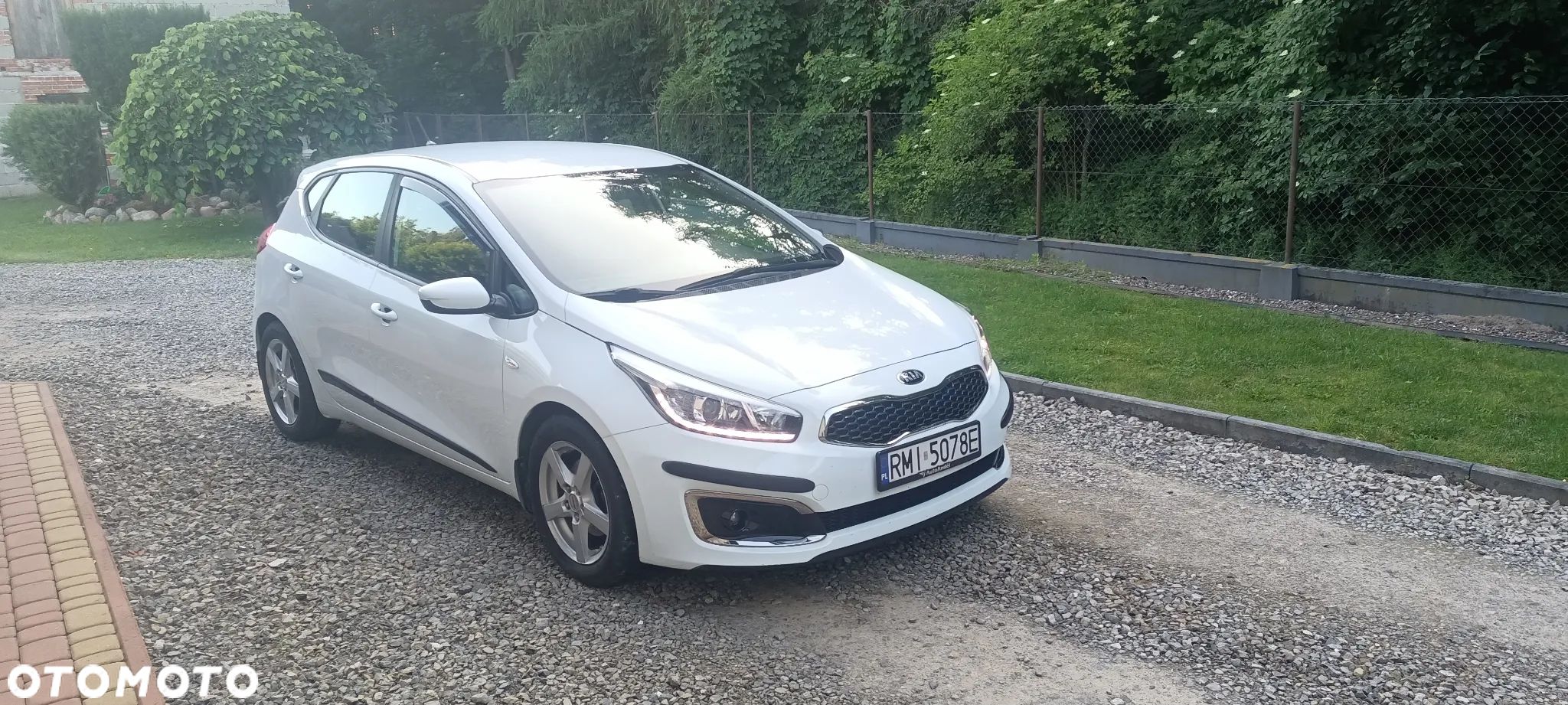 Kia Ceed 1.4 Attract - 1