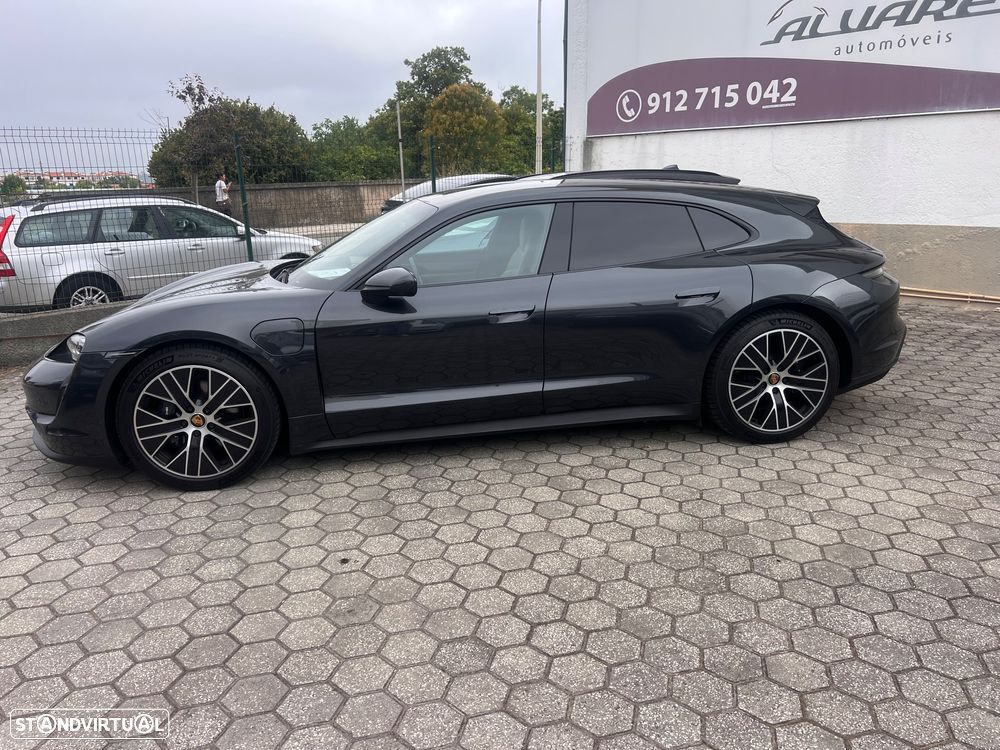 Porsche Taycan Sport Turismo - 4