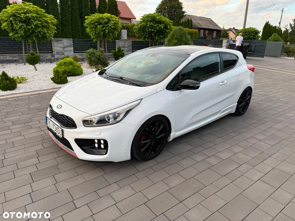 Kia ProCeed 1.6 T-GDI GT L - 29