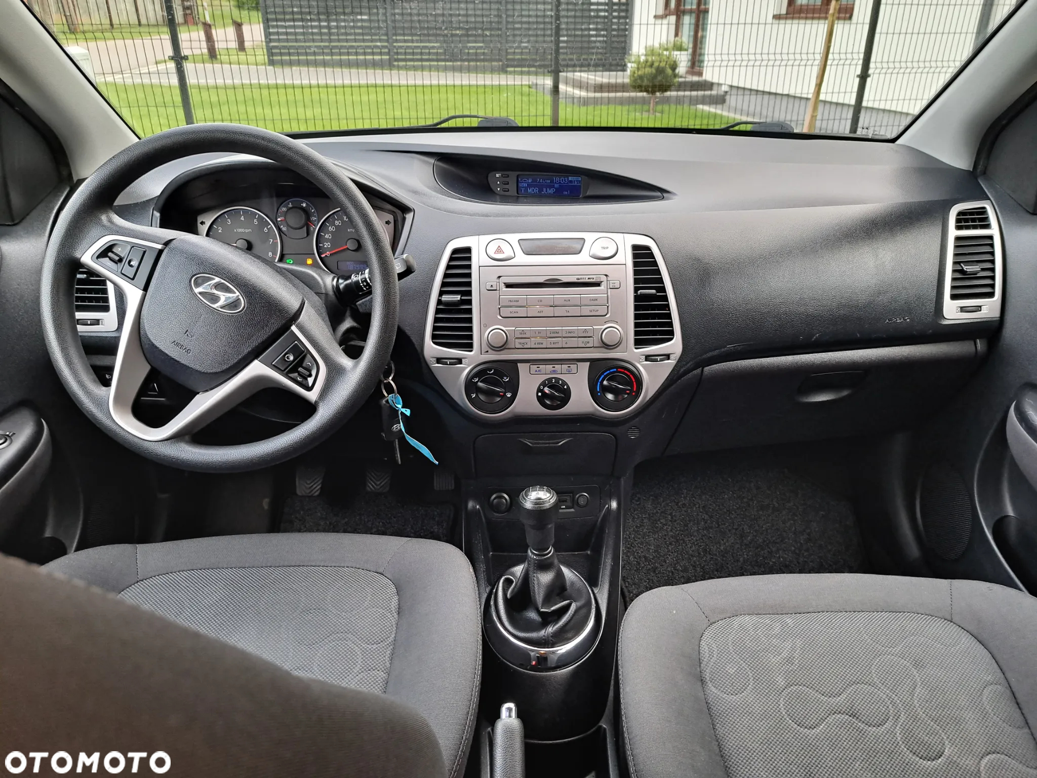 Hyundai i20 1.2 FIFA WM Edition - 21