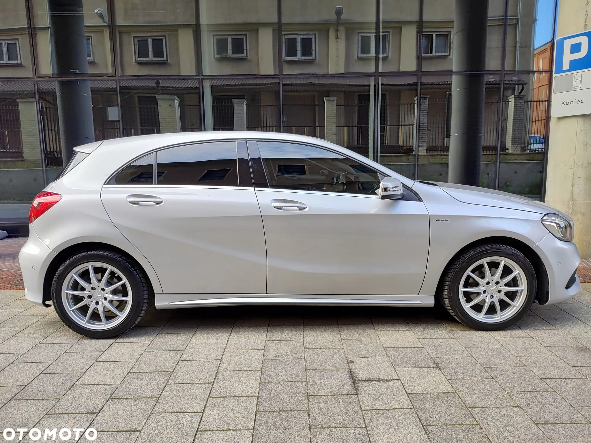 Mercedes-Benz Klasa A 180 CDI 7G-DCT AMG Line - 5