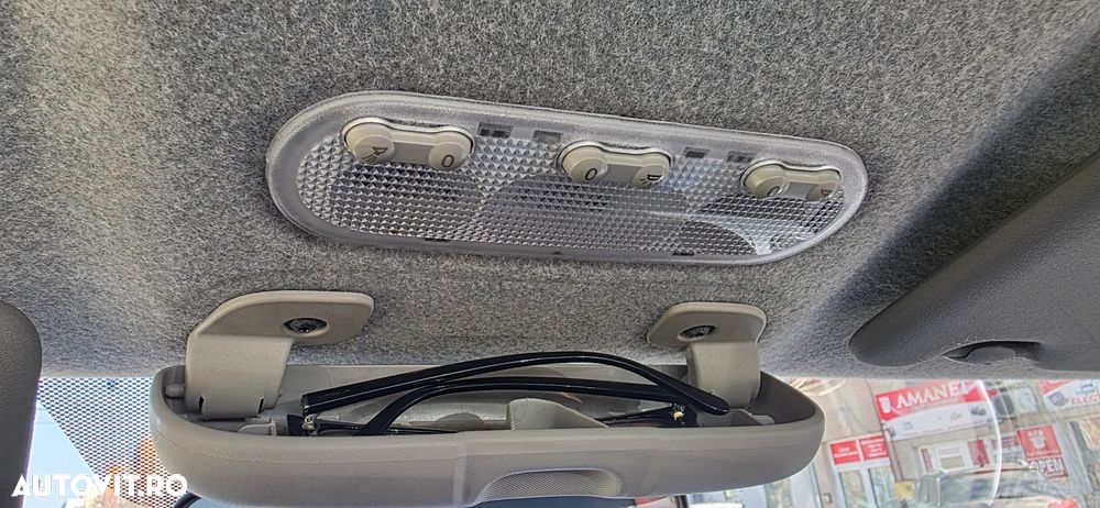 Dacia Logan 1.4 MPI Laureate Plus - 32