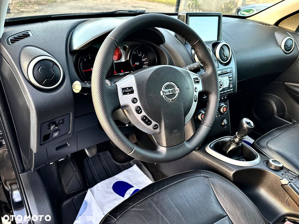 Nissan Qashqai 2.0 4 x 4 tekna - 12