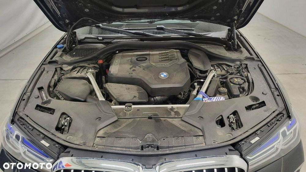 BMW Seria 5 520i mHEV M Sport sport - 24