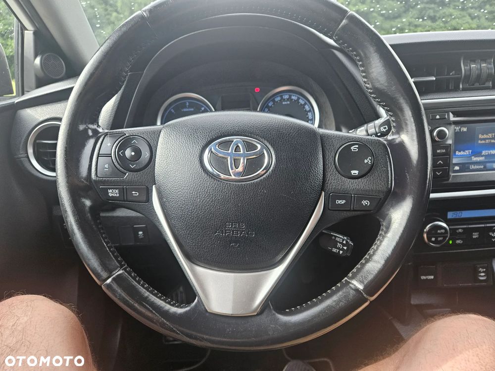 Toyota Auris 2.0 D-4D Comfort - 15