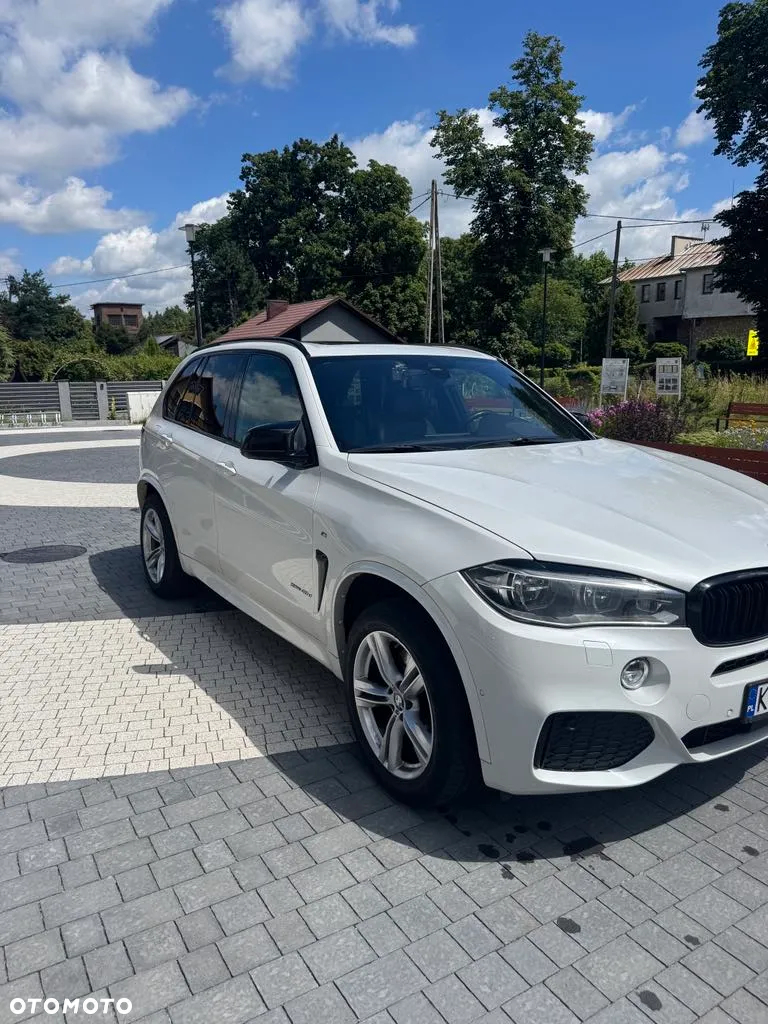 BMW X5 xDrive40d - 17