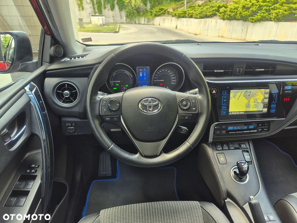Toyota Auris - 17