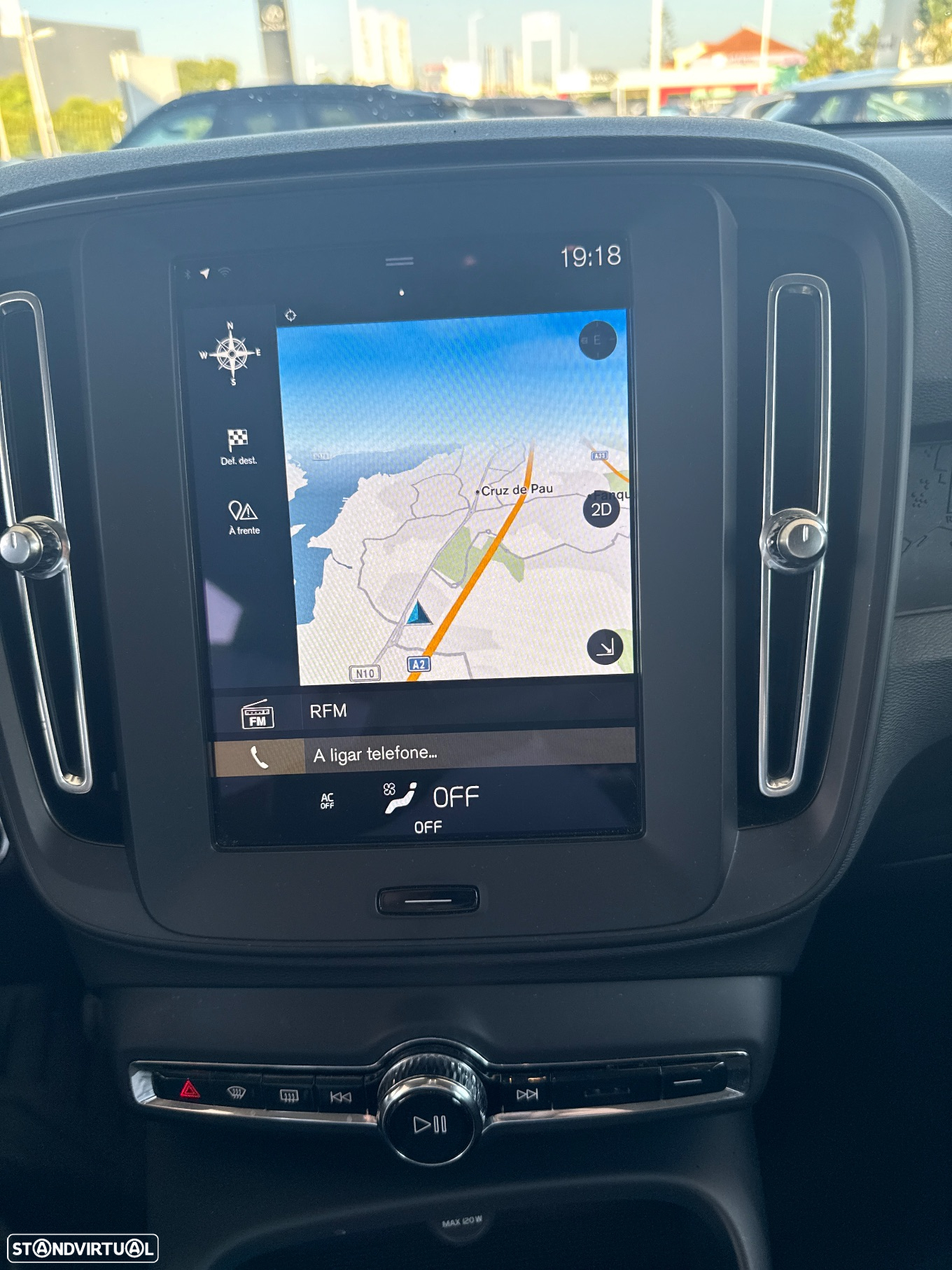 Volvo XC 40 1.5 T2 Momentum - 11