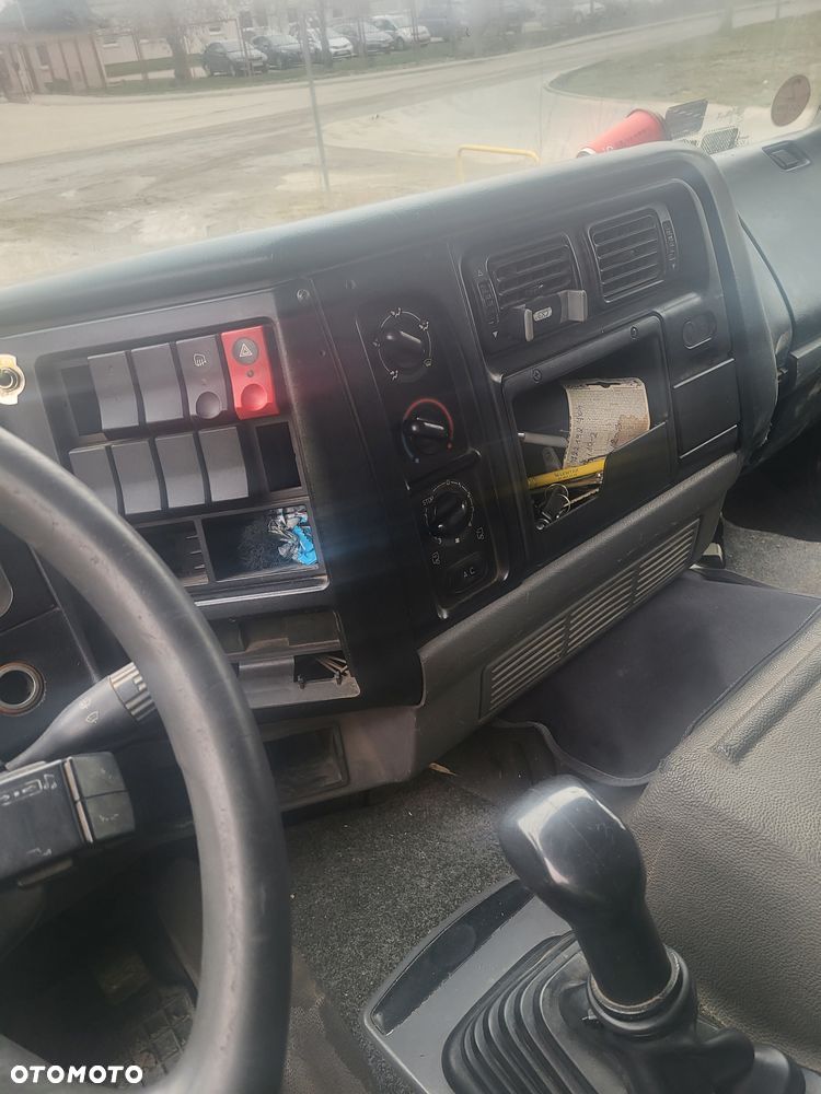 Renault Premium - 4