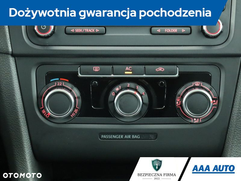 Volkswagen Golf - 11