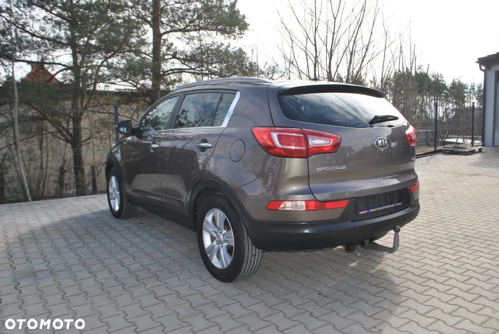 Kia Sportage 2.0 CRDI AWD Fifa World Cup Edition - 12