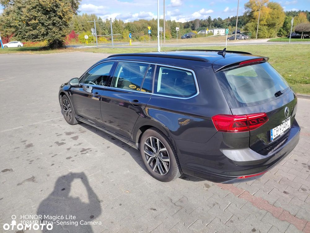 Volkswagen Passat - 18