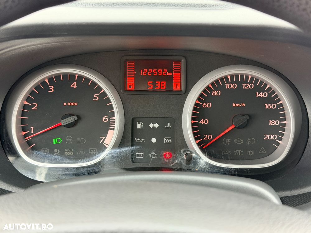 Dacia Duster 1.6 16V 4x2 Prestige - 23