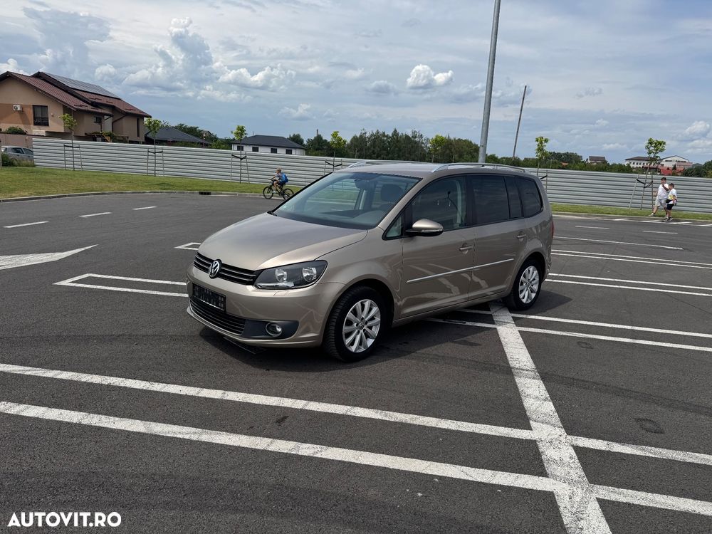 Volkswagen Touran - 1