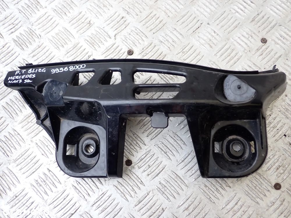 MERCEDES W 117 ŚLIZG ZDERZAKA TYLNIEGO PRAWY/ LEWY TYŁ 99968000/ 99967000/ A1178850421/ A1178850321 - 2
