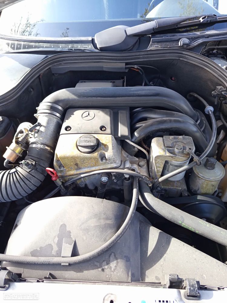 Mercedes-Benz C 220 D Elegance - 22