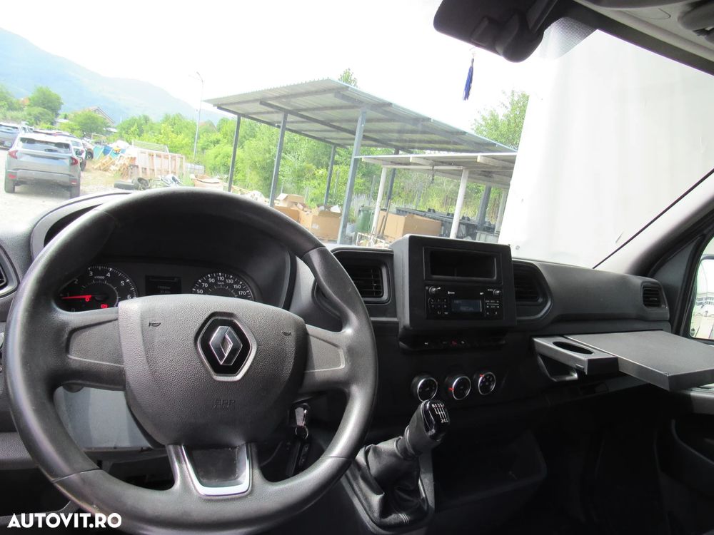 Renault Master - 10