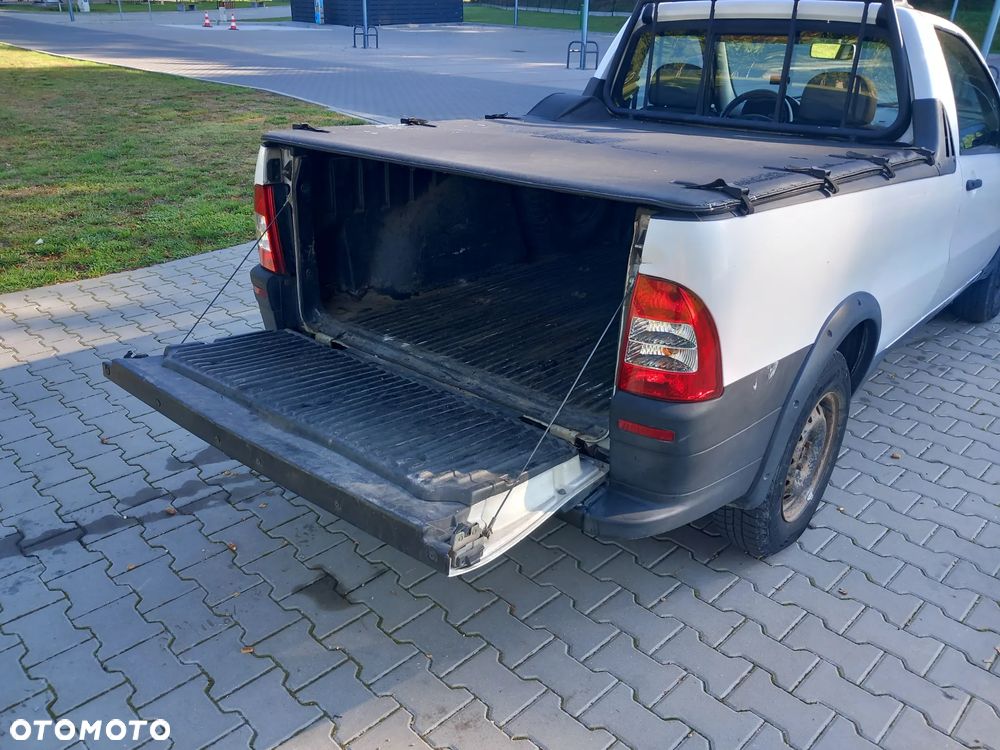 Fiat Strada - 9