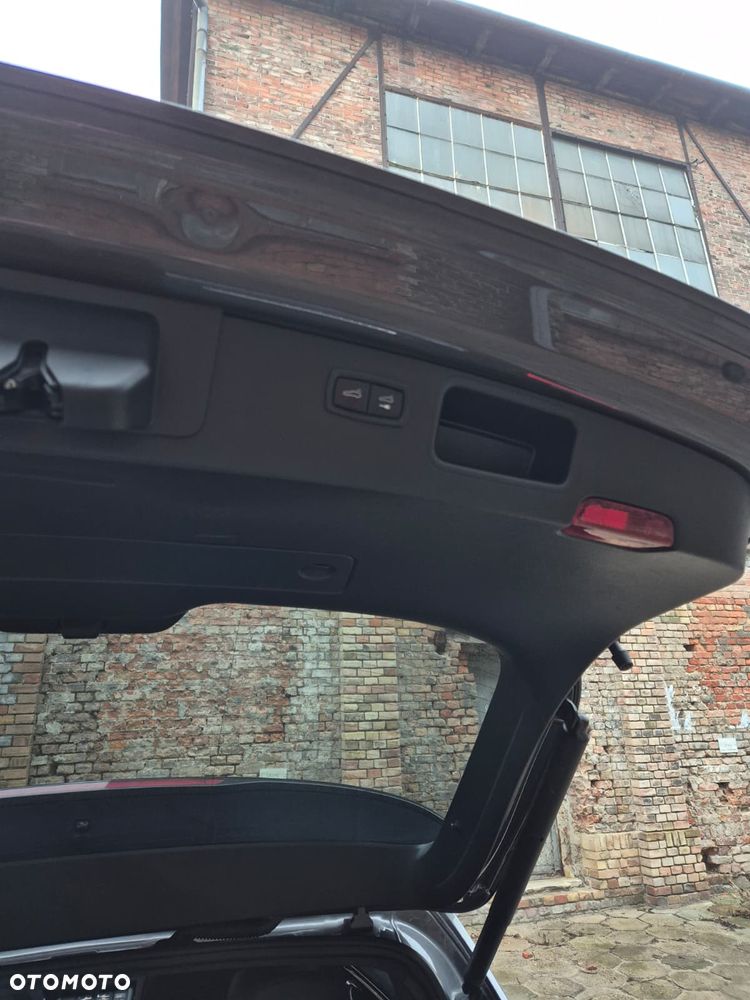 Porsche Macan S - 32