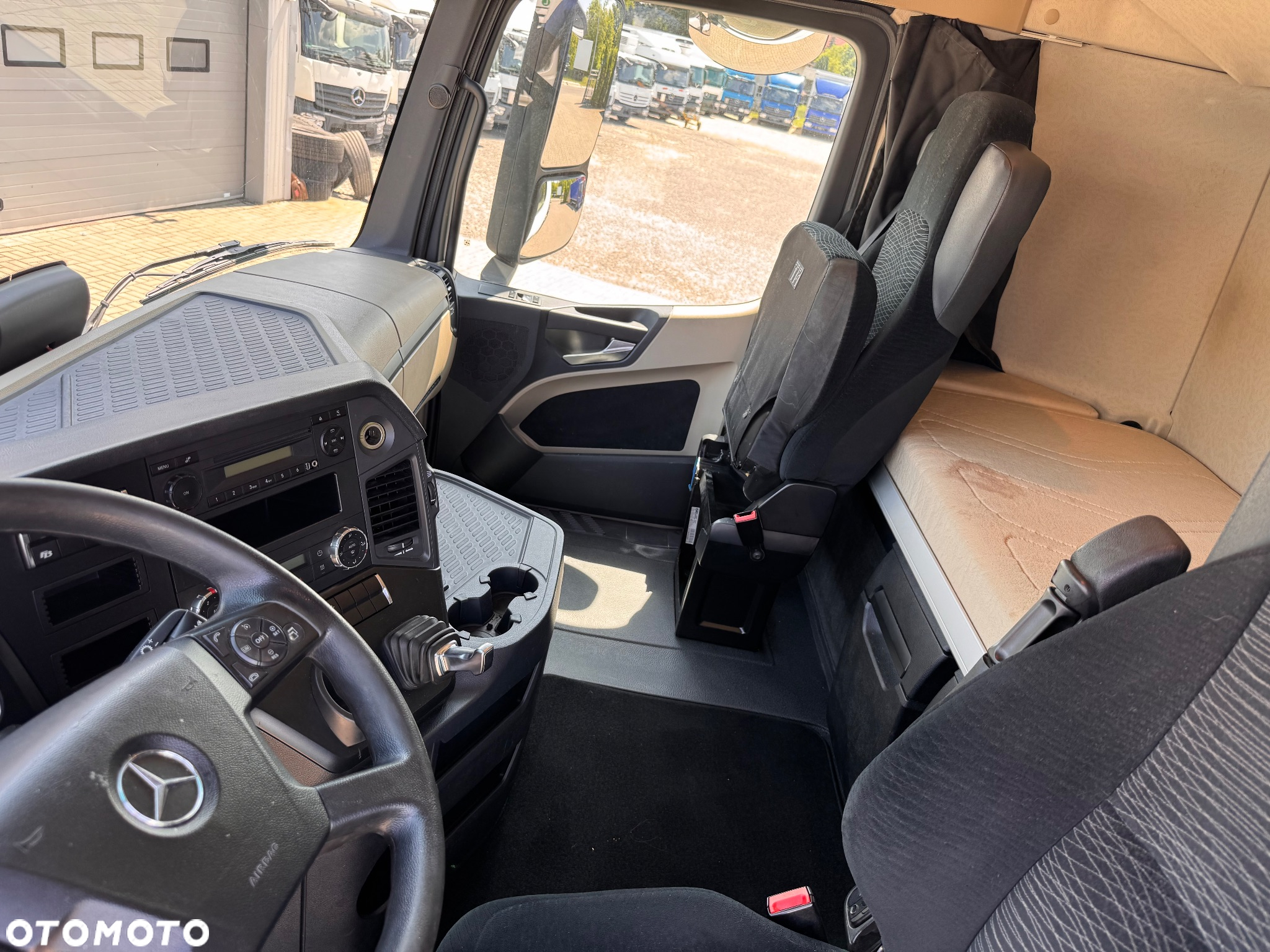 Mercedes-Benz ACTROS - 7