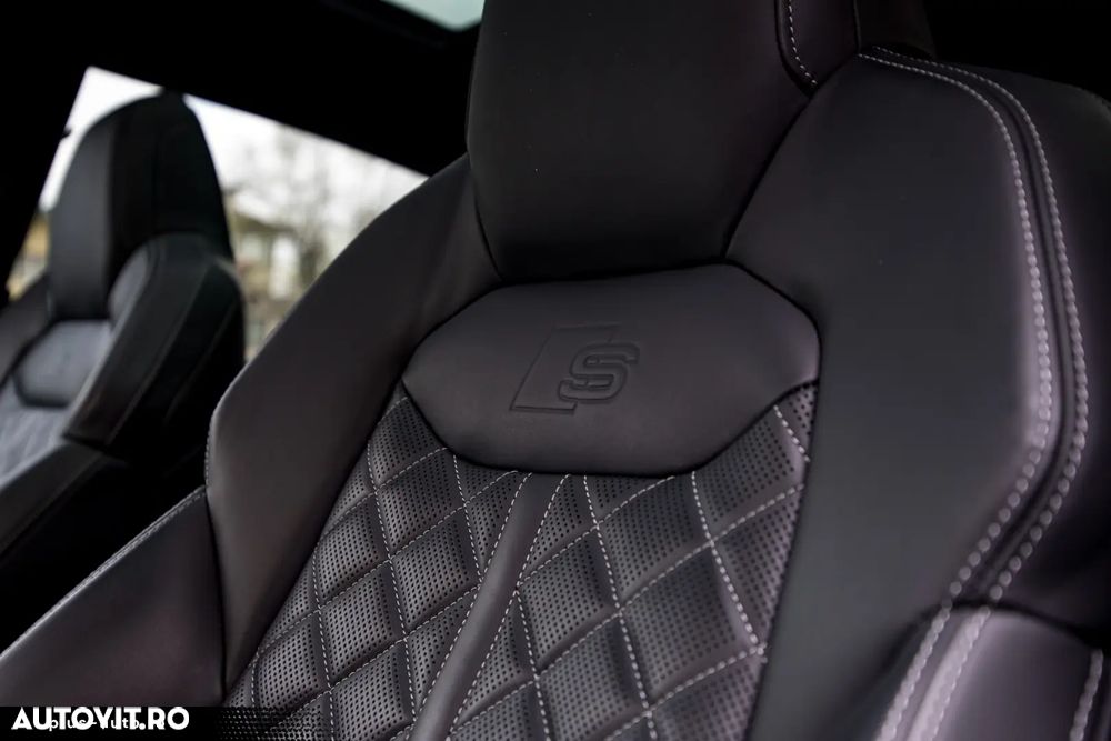 Audi SQ8 - 20