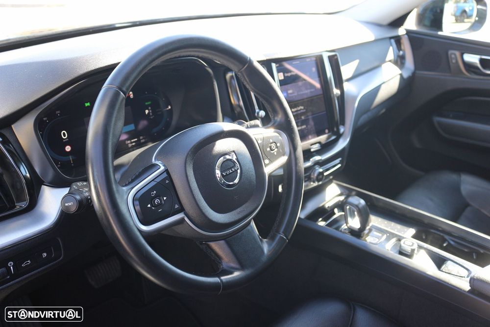 Volvo XC 60 2.0 T6 PHEV Inscription Expression AWD - 25