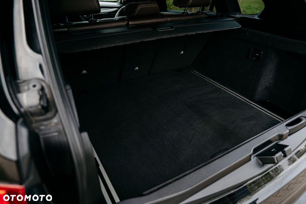 BMW X5 xDrive30d - 33