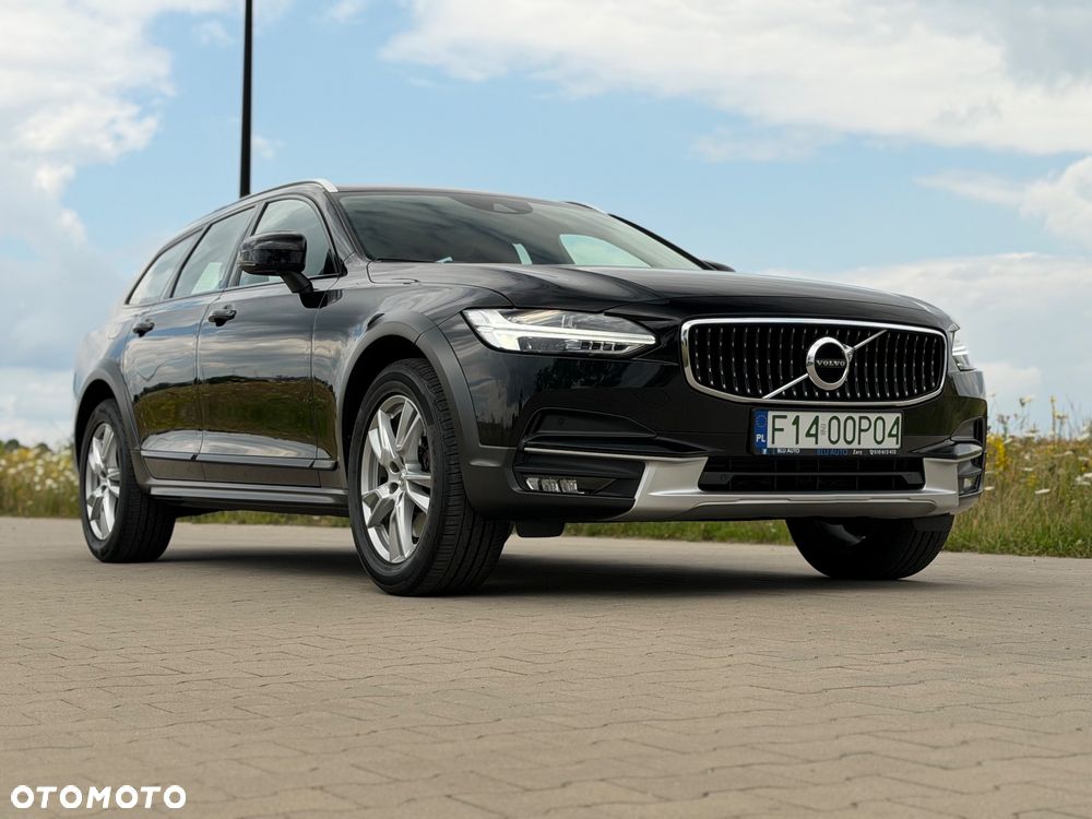 Volvo V90 Cross Country D4 AWD Geartronic Pro - 23