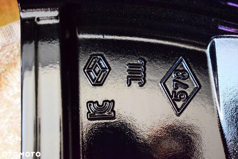 RENAULT 20 Megane V E-TECH Nowy Model Oryginał Jak Nowe - 5