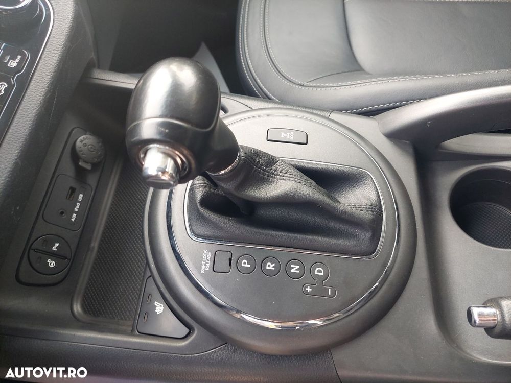 Kia Sportage - 16