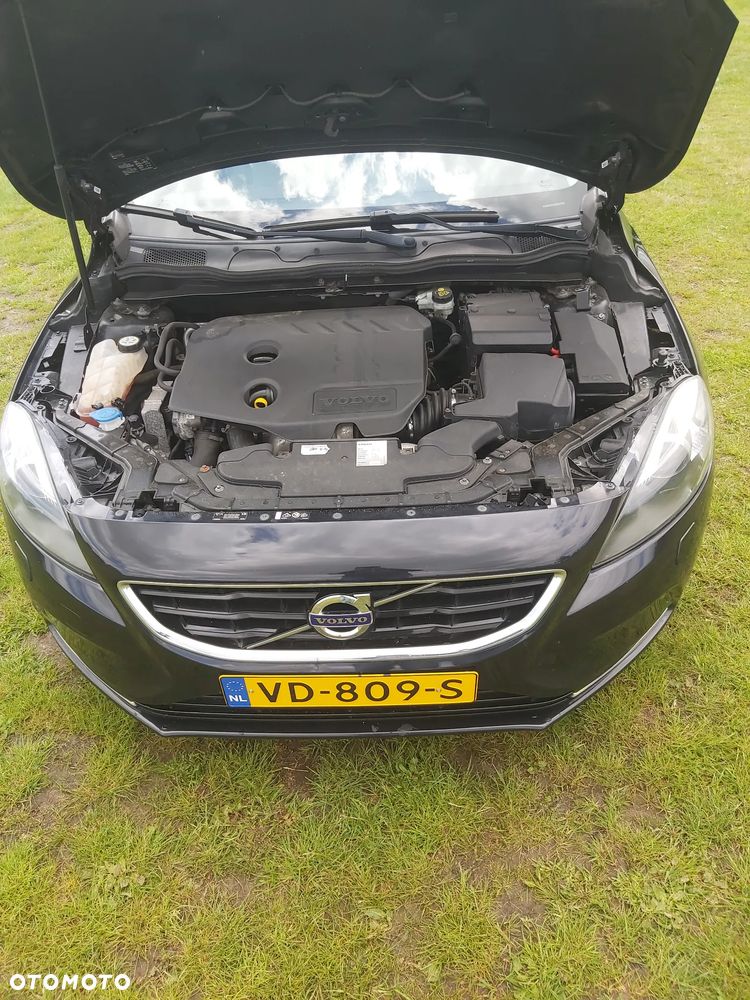 Volvo V40 D2 Summum - 38