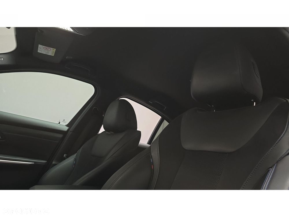 BMW Seria 3 320d xDrive mHEV M Sport - 18