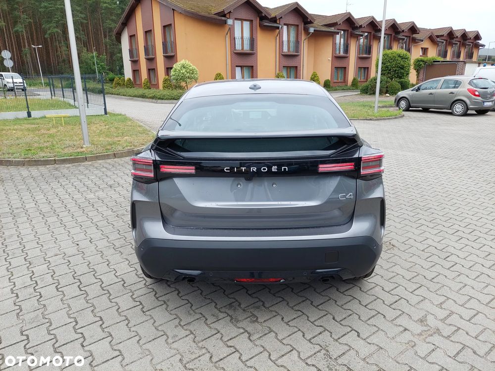 Citroën C4 1.2 mHEV Plus eDCT6 - 4